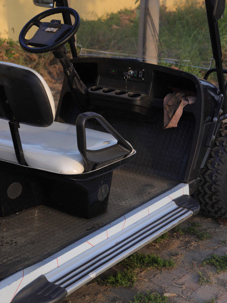 6 Seater Golf Carts Customized Lead Acid Battery Operated  For Sale Off Road