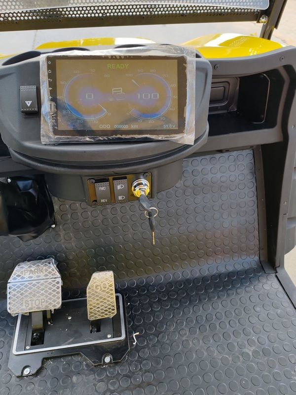 Electric 6 Seater Golf Cart With 72V Battery 30-40 Km/h Speed 70-90 Km Range And 6-8h Charging
