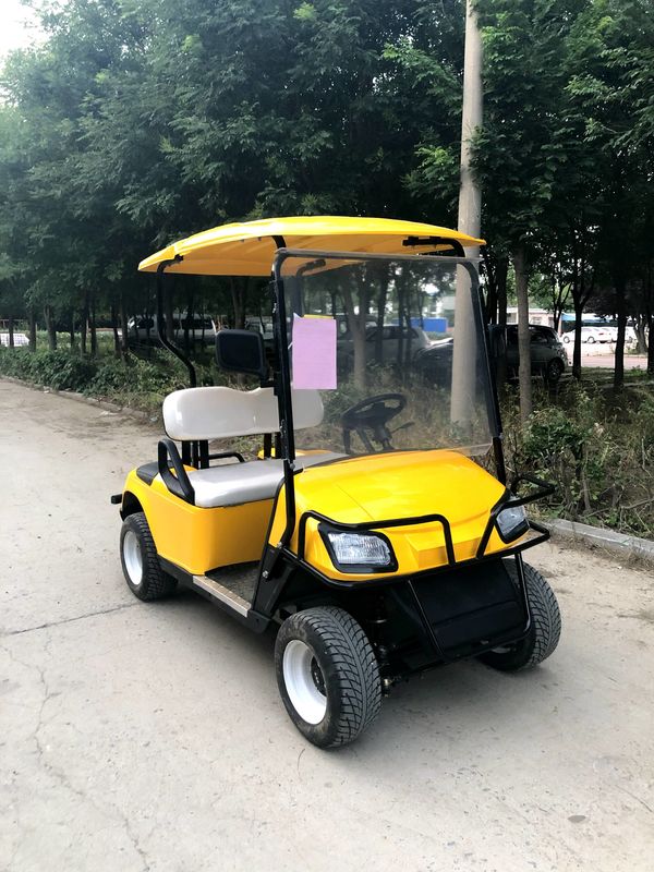 Sprzedaż hurtowa 4 pasażerski wózek golfowy Nowy 4-kołowy elektryczny samochód golfowy