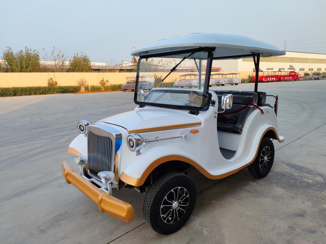 Auto elettrica d'epoca Il classico carrello da golf per il trasporto di piccoli gruppi