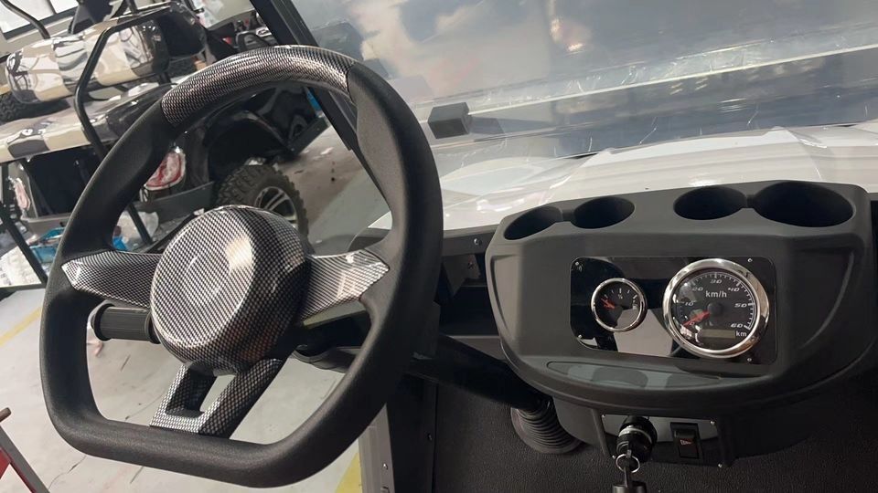 Off Road Electric Golf Cart 8 kursi untuk hijau atau kursus Kecepatan perjalanan maksimum 30km / h