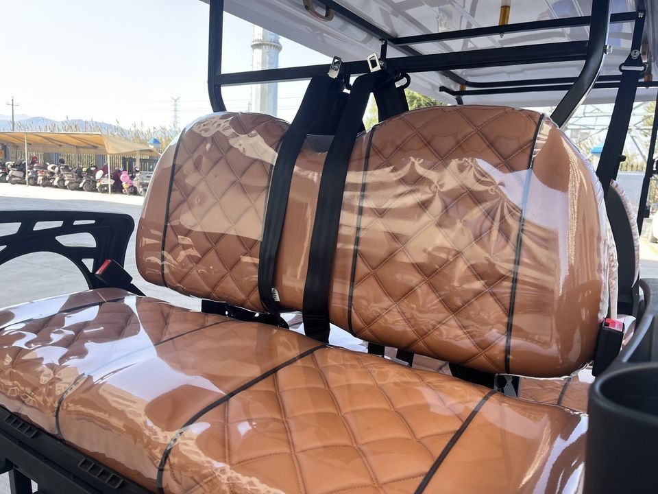 Off Road Electric Golf Cart 8 kursi untuk hijau atau kursus Kecepatan perjalanan maksimum 30km / h