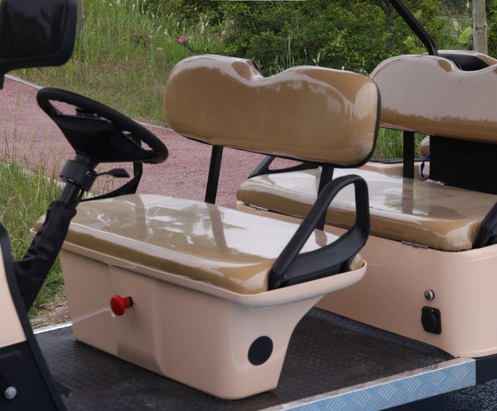 Chinese 6 Seater Electric Golf Cart Lead Batteries With Charging Ports Zero Emissions
