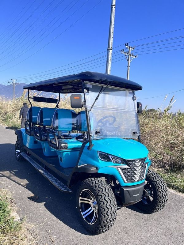 Mobil Golf Listrik Bergaya Untuk Wisata Luar Ruangan Di Terrain Tanpa Jalur Dengan Disk Depan Dan Rem Drum Belakang