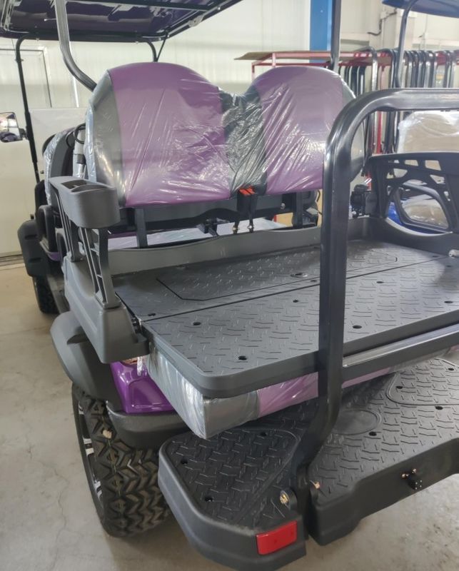 6 Seats Golf Cart High Quality 5kw Motor With Lithium Battery And 12'' Off -Road Tires Road Legal