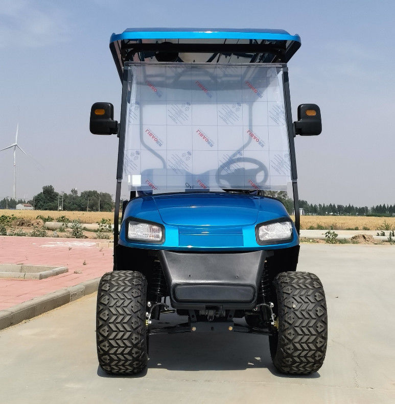Blauer Luxus-Elektro-Golfwagen Eine umweltfreundliche und stilvolle Transportlösung für Golfplätze Resorts und Gemeinden mit einem schlanken Design Komfortable Sitzgelegenheiten