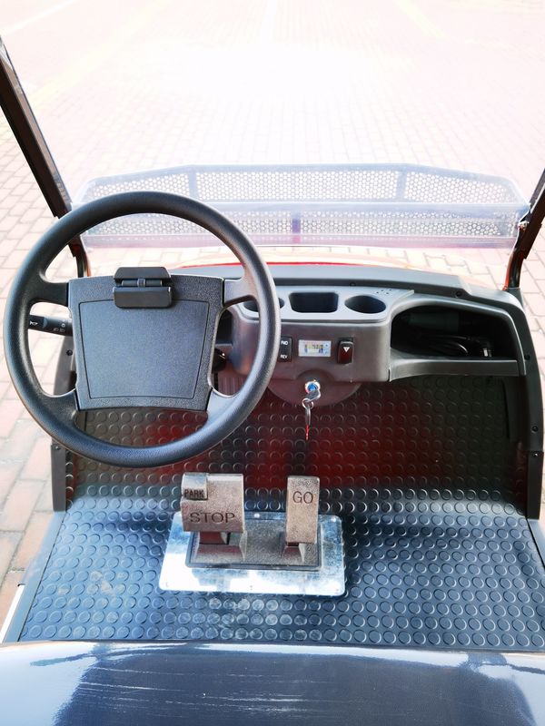 4 Wheel Street Legal Family Electric Off Road Utility Golf Cart 8 posti con scatola di stoccaggio