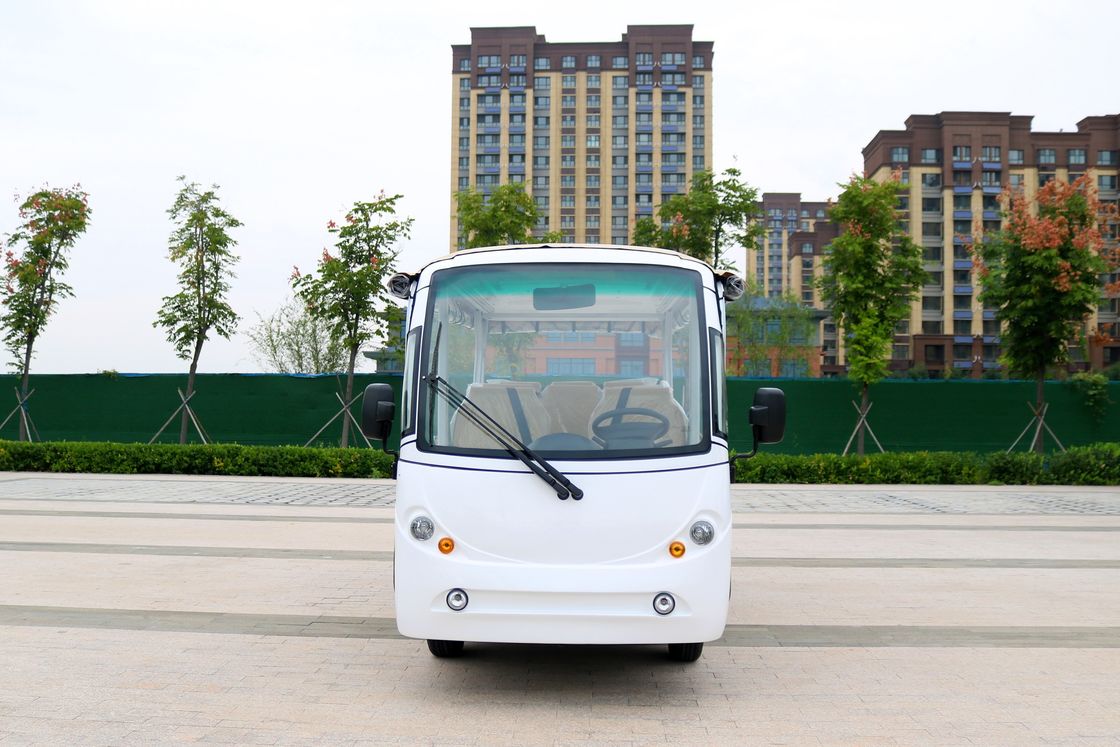 Baterai lithium energi baru mobil wisata convertible putih listrik yang cocok untuk tempat-tempat indah, hotel dan transfer bandara dengan warna yang dapat disesuaikan