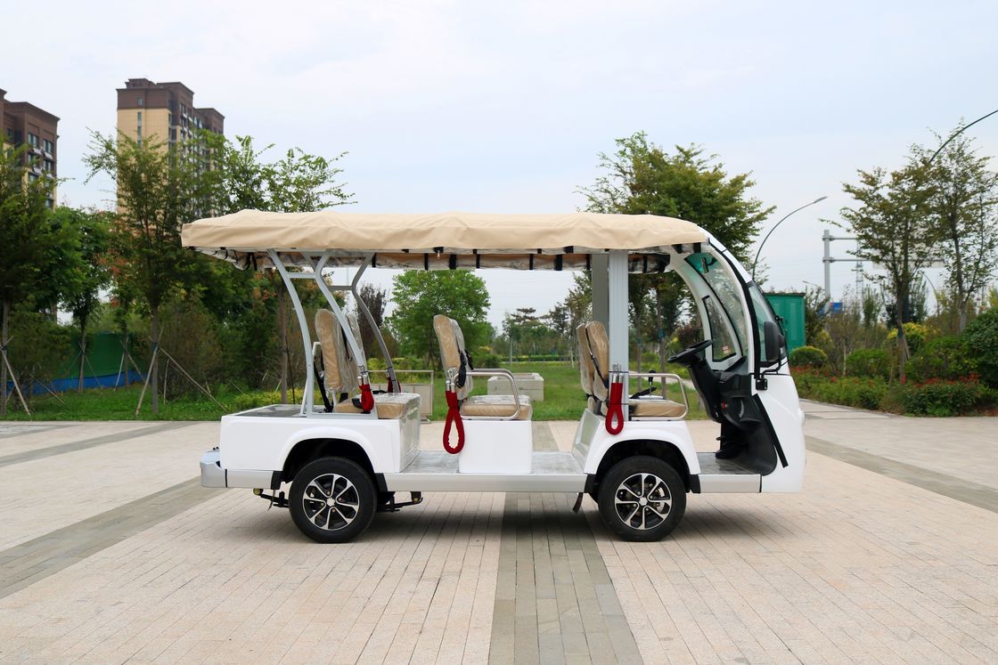 Baterai lithium energi baru mobil wisata convertible putih listrik yang cocok untuk tempat-tempat indah, hotel dan transfer bandara dengan warna yang dapat disesuaikan