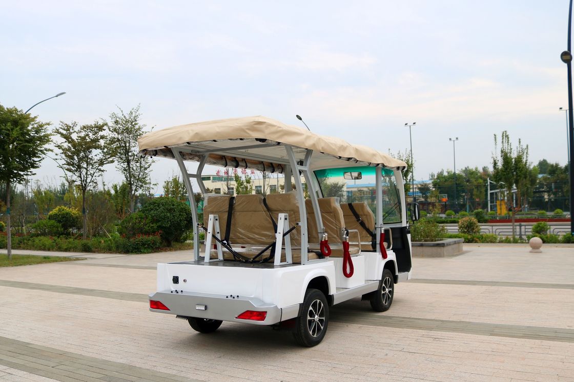 Baterai lithium energi baru mobil wisata convertible putih listrik yang cocok untuk tempat-tempat indah, hotel dan transfer bandara dengan warna yang dapat disesuaikan