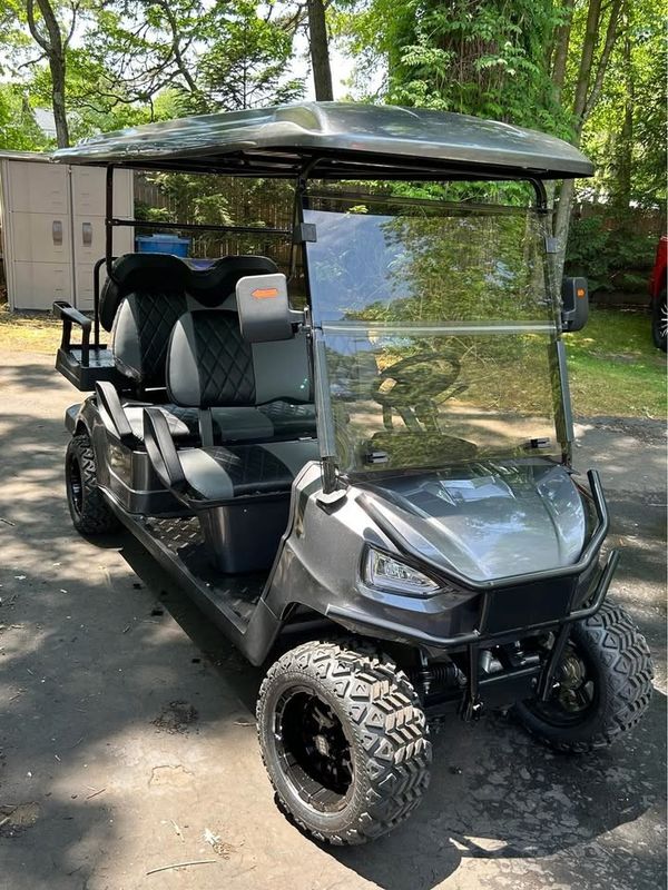 Six-seater Gray Off-road Low-key Luxury Electric Golf Cart With Customizable Color And LOGO Available OEM And ODM
