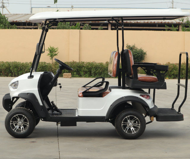 4-seater New Energy Electric Golf Cart Classic White For Various Scenarios In Scenic Golf Courses