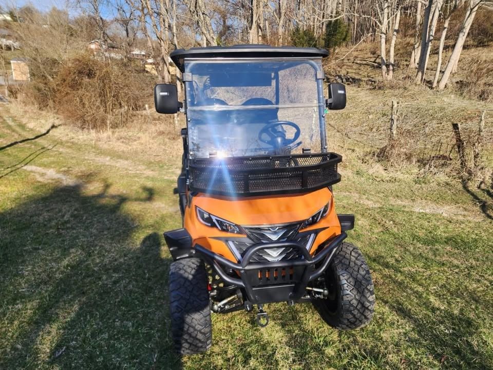 2+2-Seater Luxury Bright Orange Color Electric Golf Cart With High Horsepower 14-Inch Off-Road Tires Lithium Battery