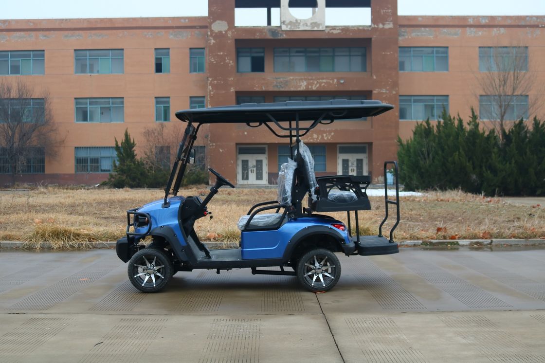 Bleu 2 + 2 sièges Luxe chariot de golf électrique personnalisé couleur et logo avec batterie au lithium pour divers scénarios tels que les lieux pittoresques et le club