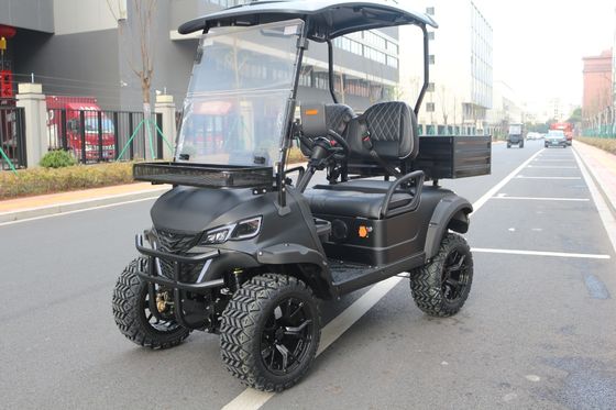 شاحنة غولف كهربائية سوداء متطابقة من سبيكة الألومنيوم الدلو الخلفي دلو شاشة كبيرة مكفيرسون تعليق مستقل